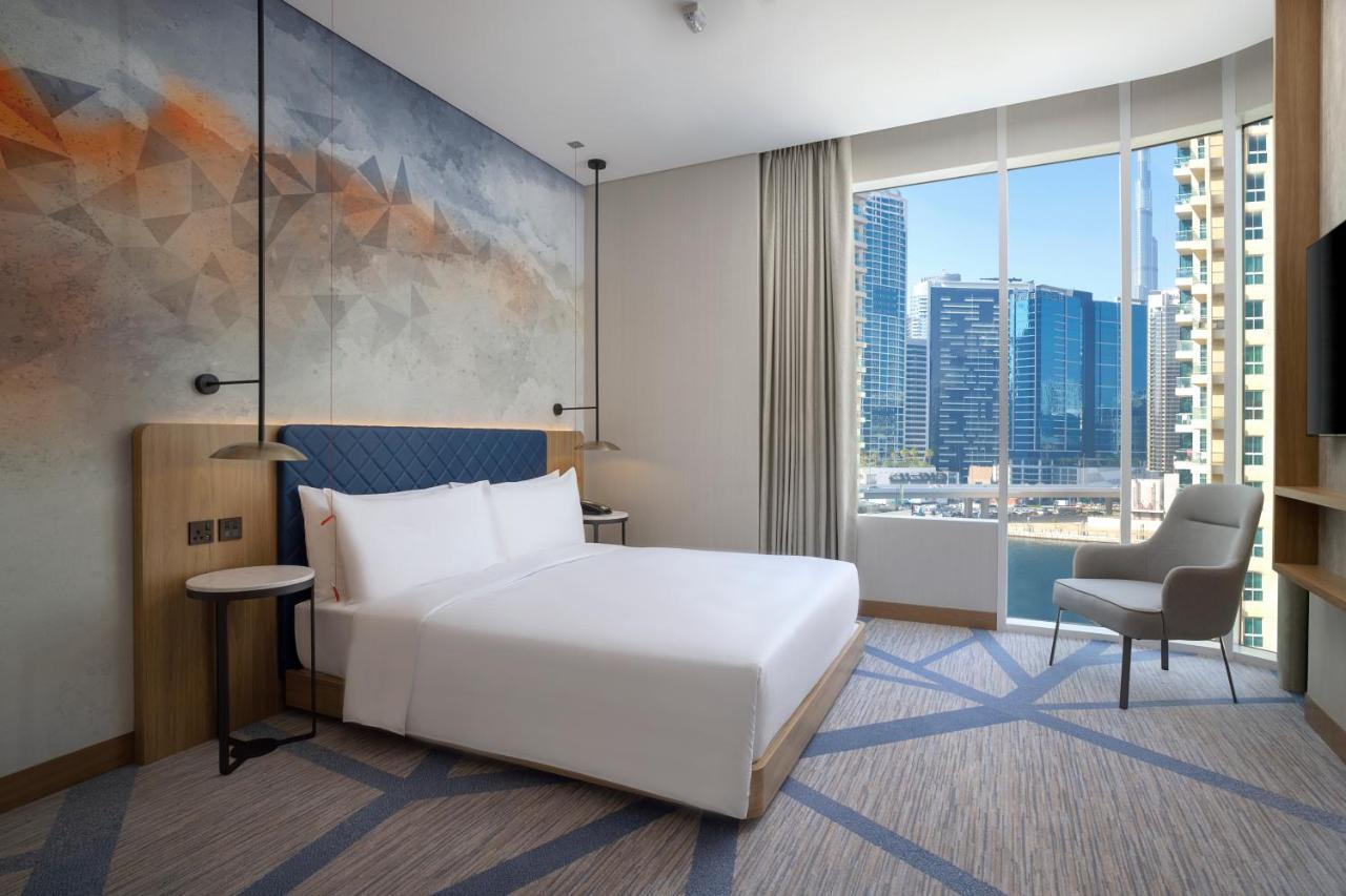 Hilton Garden Inn Dubai Business Bay Екстер'єр фото